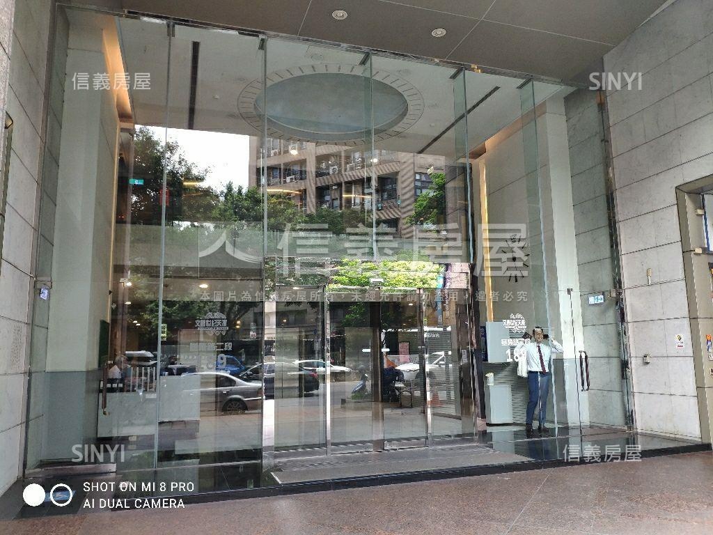 文普●稀有高樓純辦附車位房屋室內格局與周邊環境