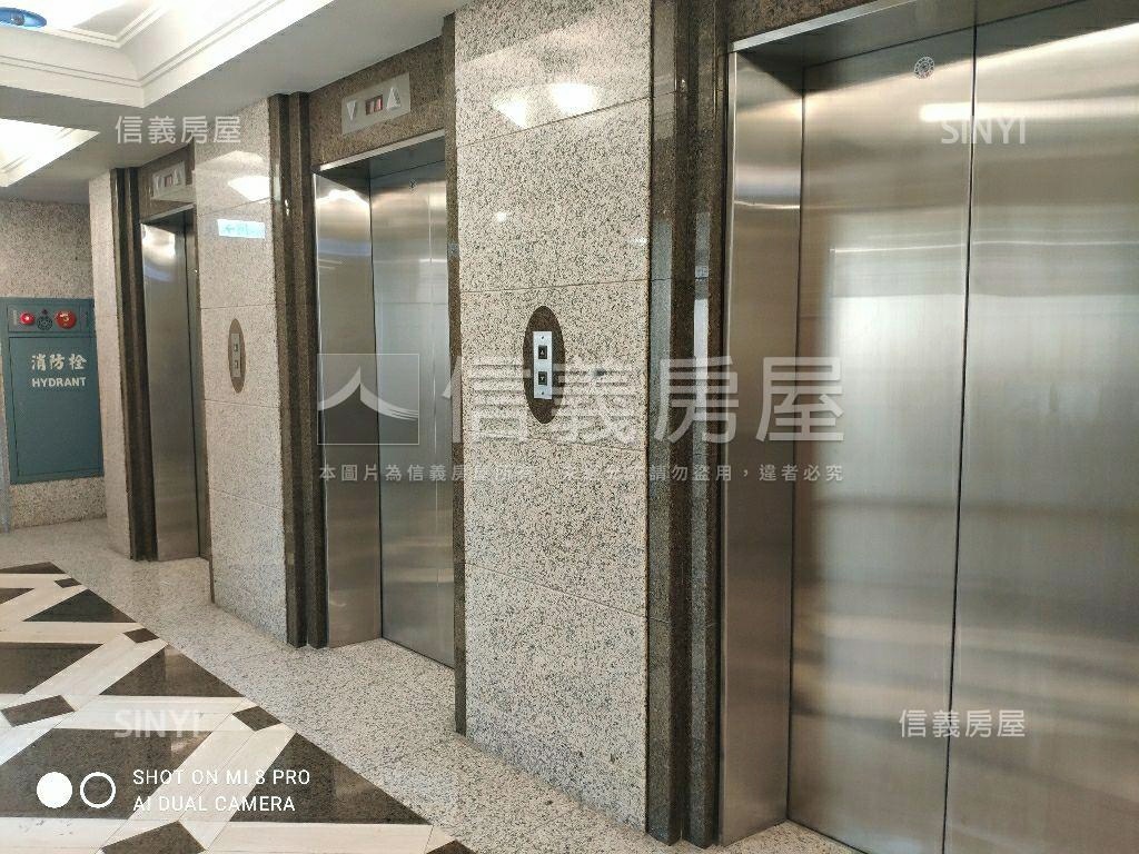 文普●稀有高樓純辦附車位房屋室內格局與周邊環境