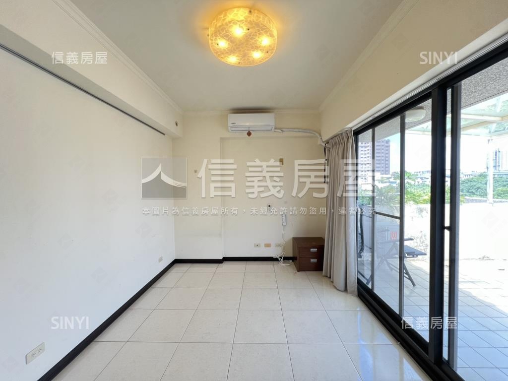 軍福公園旁透天。大器房屋室內格局與周邊環境
