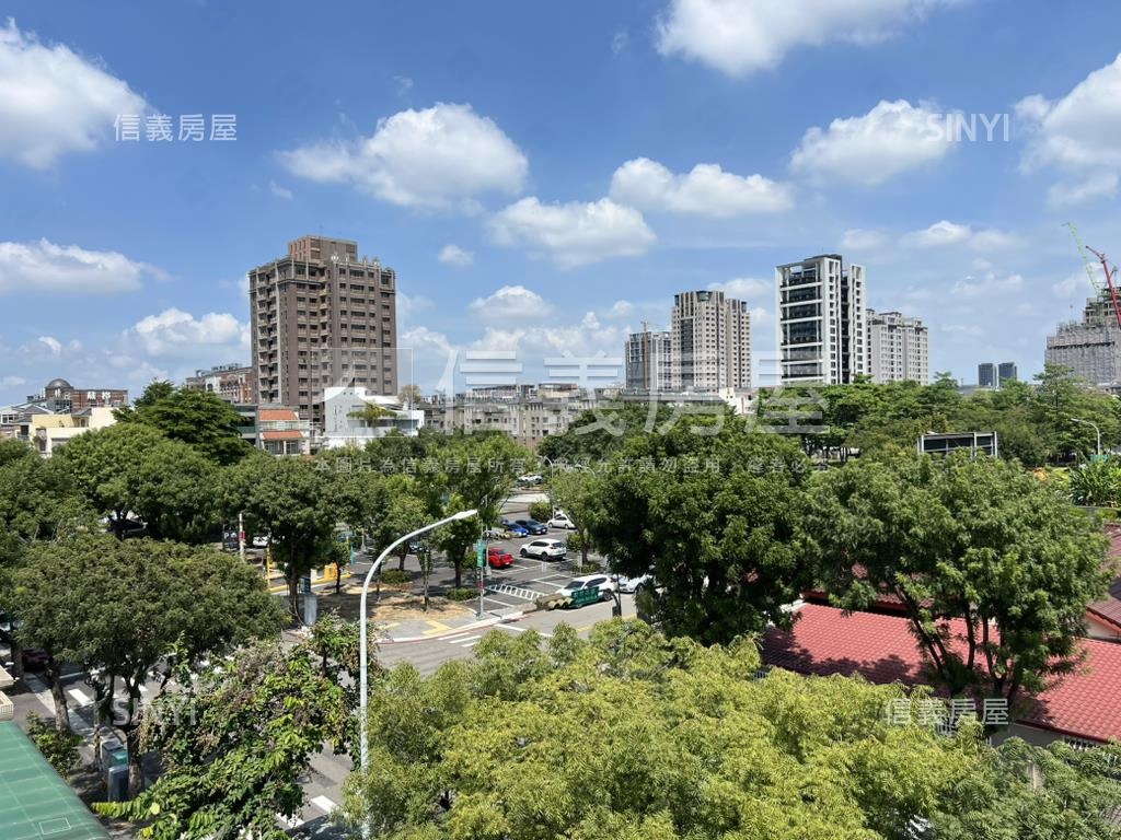 軍福公園旁透天。大器房屋室內格局與周邊環境