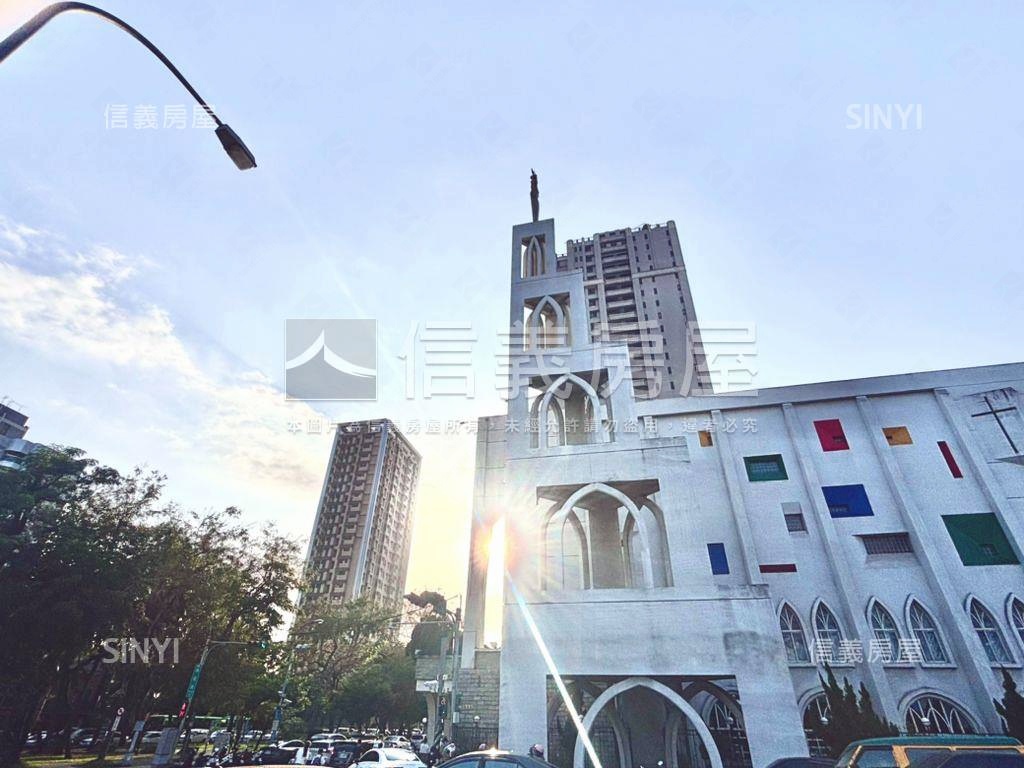 微笑之心高樓角間２房平車房屋室內格局與周邊環境