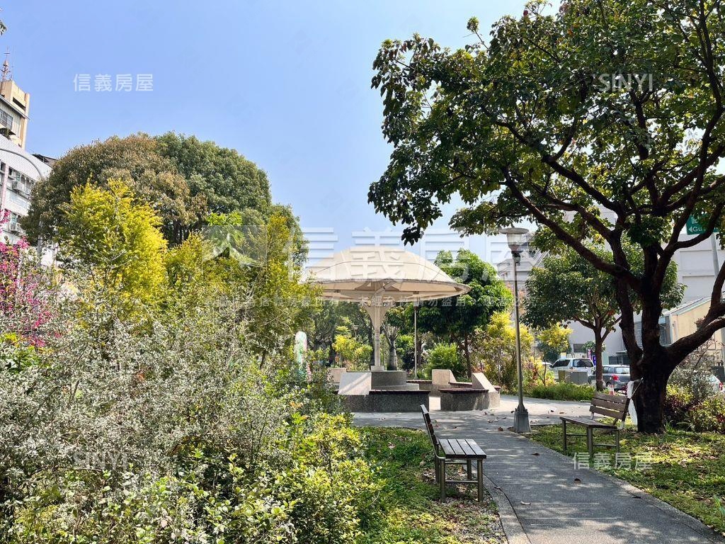 微笑之心高樓角間２房平車房屋室內格局與周邊環境