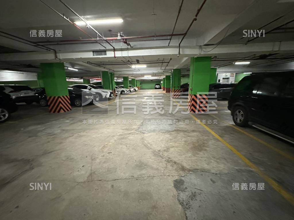 領袖天下大坪數高樓層廠辦房屋室內格局與周邊環境