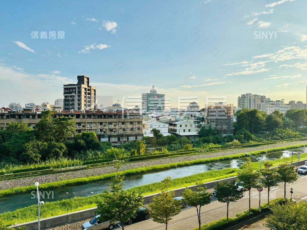 允將康泊邊間兩房附車位房屋室內格局與周邊環境