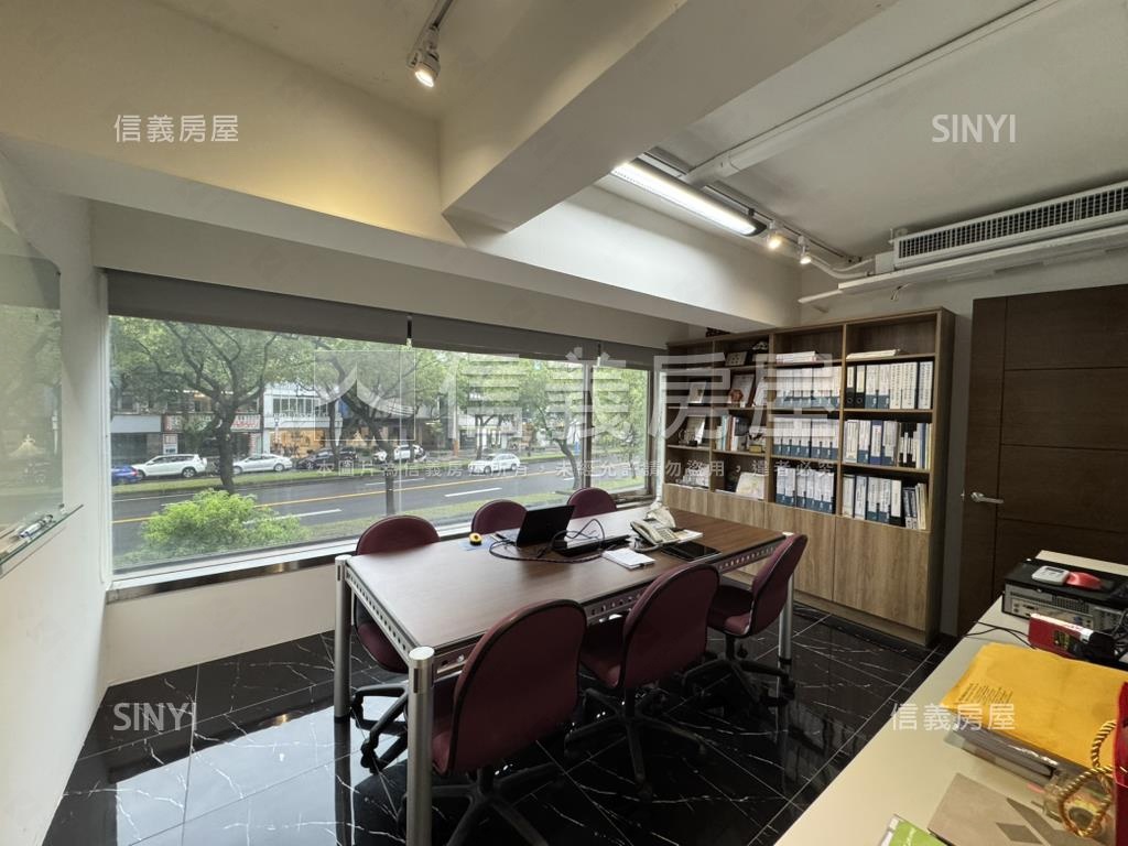 士林捷運住辦綠景珠寶盒房屋室內格局與周邊環境