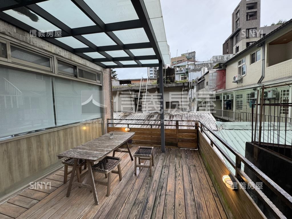士林捷運住辦綠景珠寶盒房屋室內格局與周邊環境