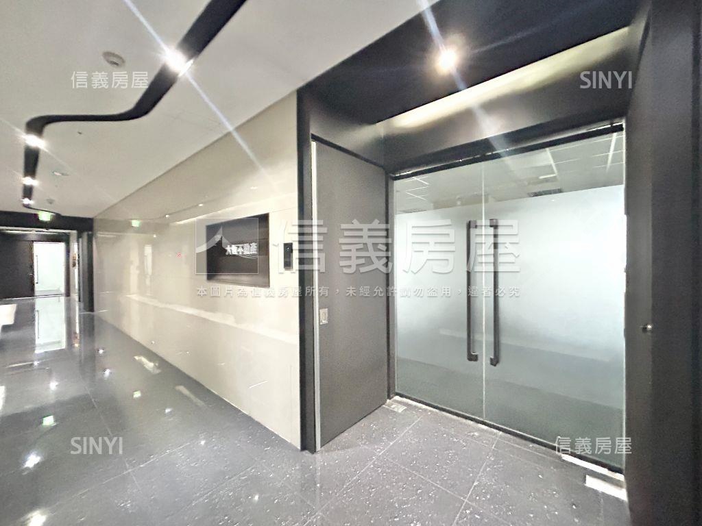 誠售市政廣場ＴＰＯＷＥＲ房屋室內格局與周邊環境