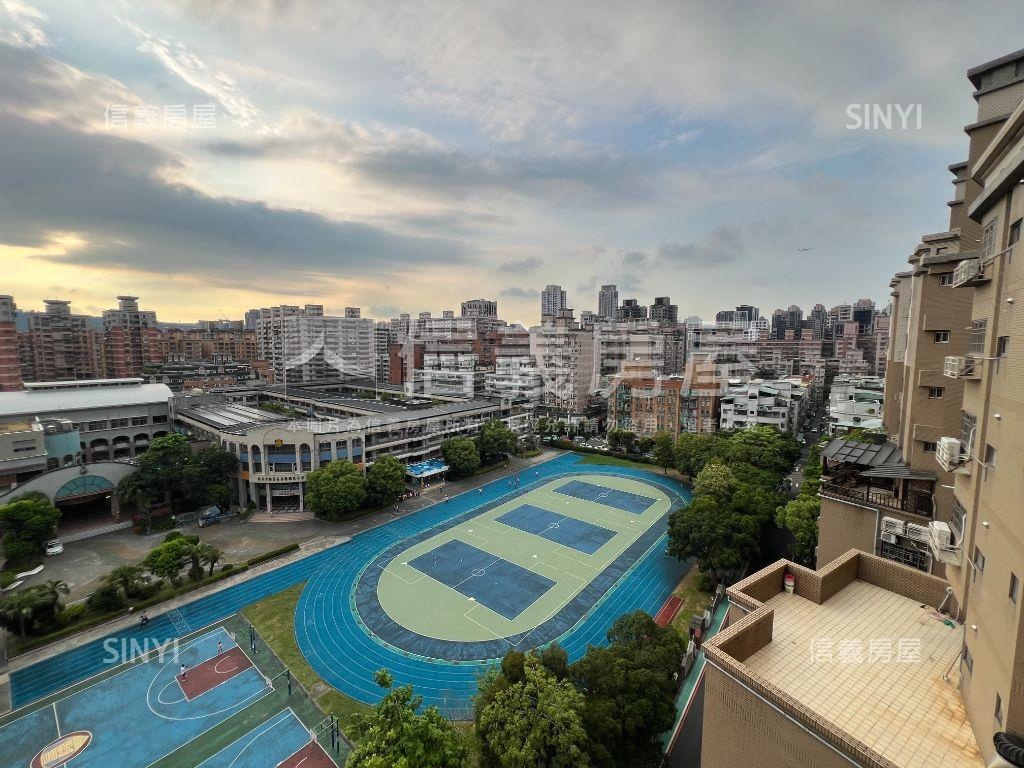 微風四季景觀美三房房屋室內格局與周邊環境