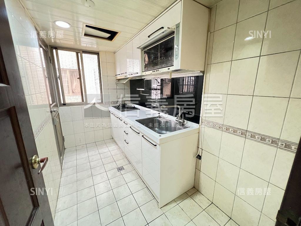 微風四季景觀美三房房屋室內格局與周邊環境