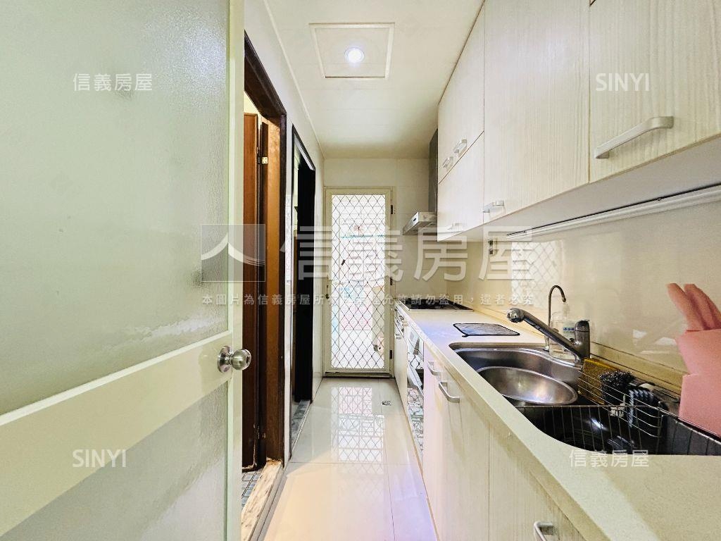 稀有兩衛小資美宅房屋室內格局與周邊環境