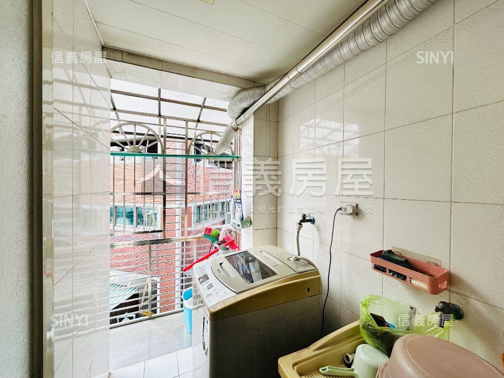 稀有兩衛小資美宅房屋室內格局與周邊環境