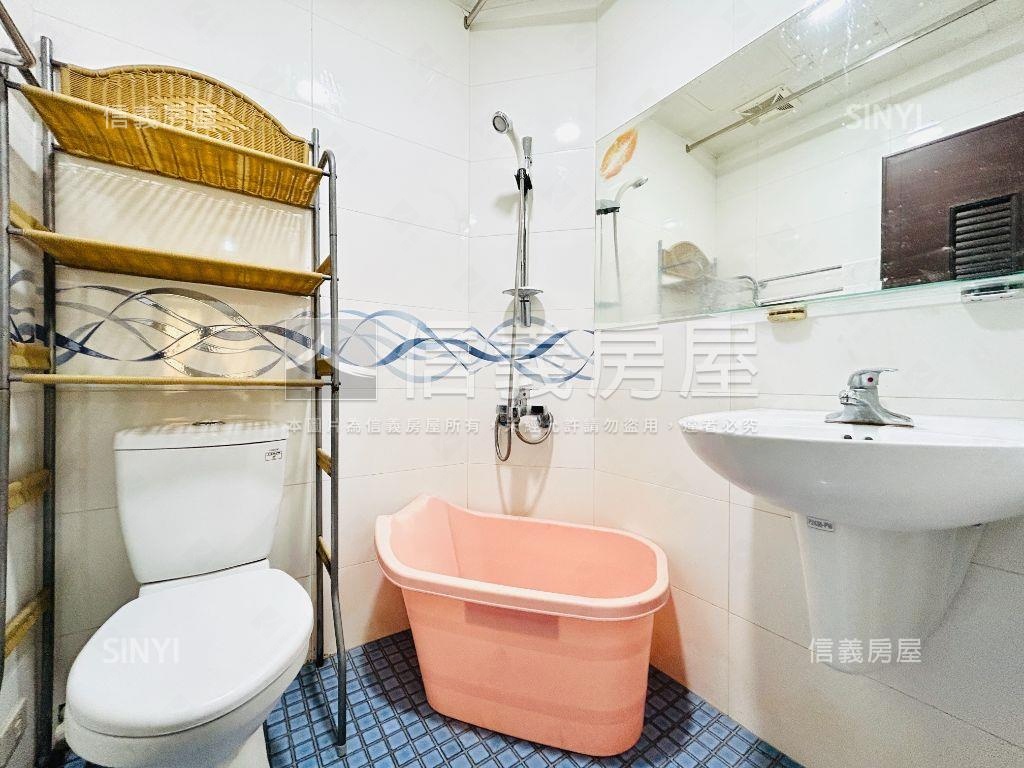 稀有兩衛小資美宅房屋室內格局與周邊環境