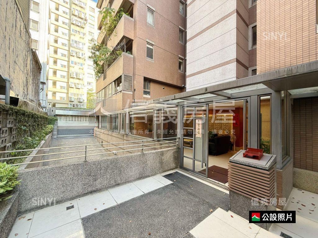 市民廣場旁質感四房雙平車房屋室內格局與周邊環境