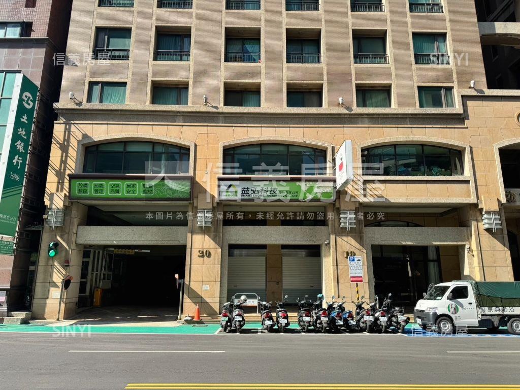北大路燙金雙店面房屋室內格局與周邊環境