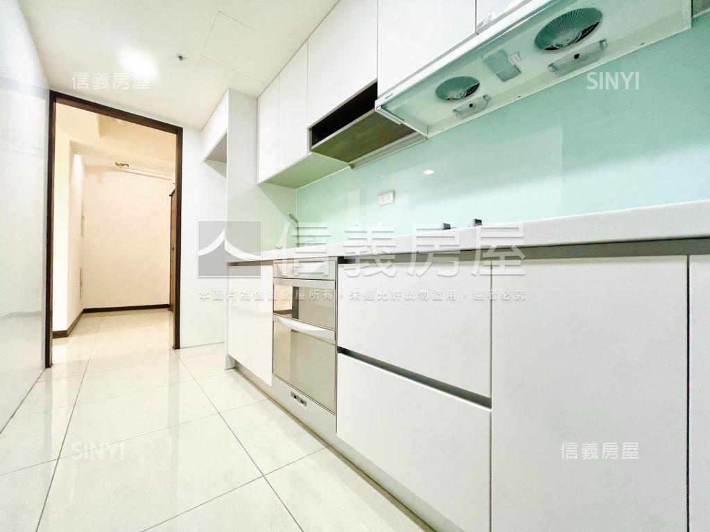 全新馬卡龍視野大兩房平車房屋室內格局與周邊環境