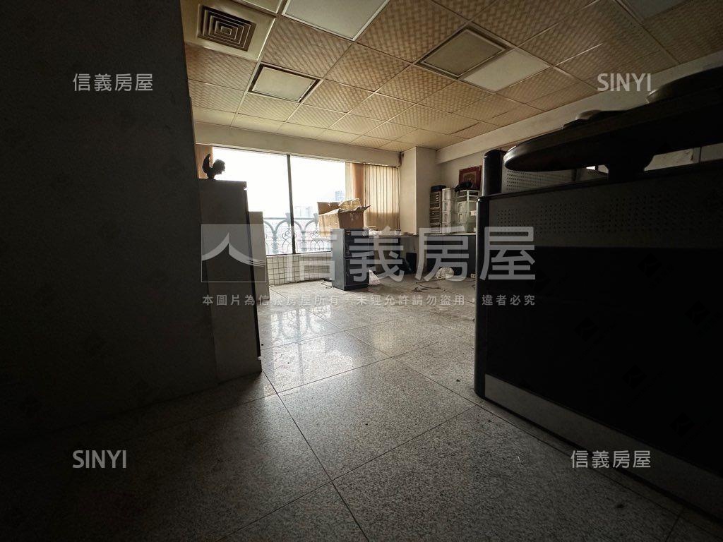 稀有近台北雙星大空間房屋室內格局與周邊環境