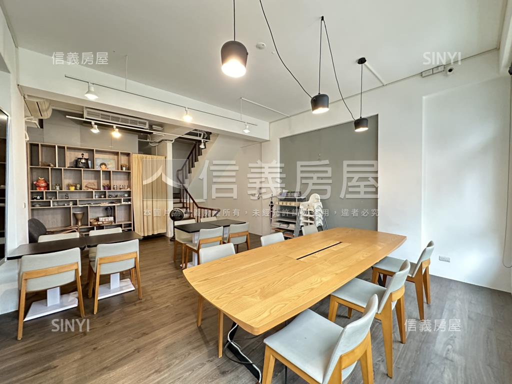 萬世美地東南向透店房屋室內格局與周邊環境