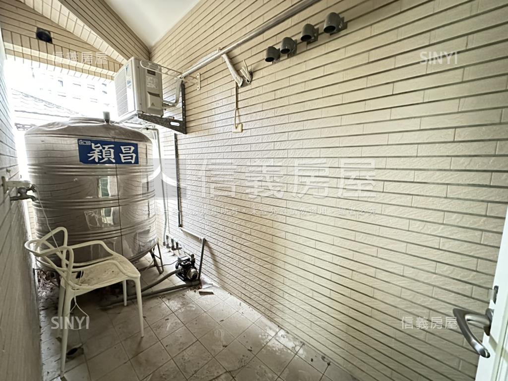 萬世美地東南向透店房屋室內格局與周邊環境