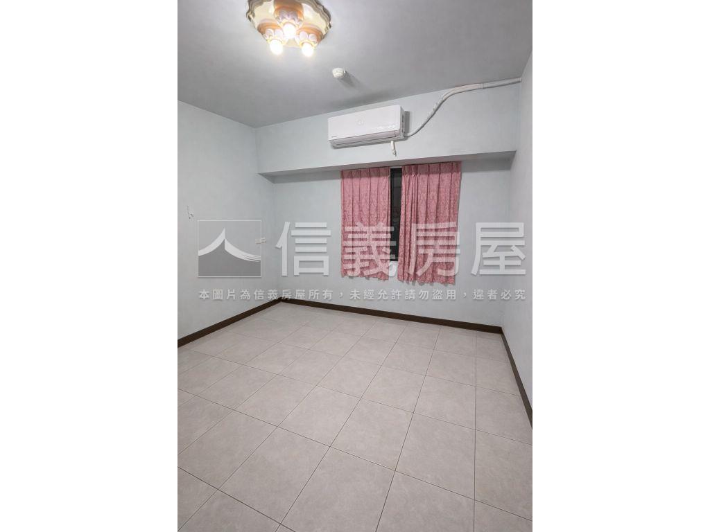 美麗歐洲２房電動樁車位房屋室內格局與周邊環境