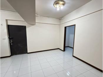 美麗歐洲２房電動樁車位