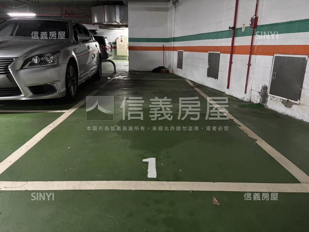 大直御花園平面車位房屋室內格局與周邊環境
