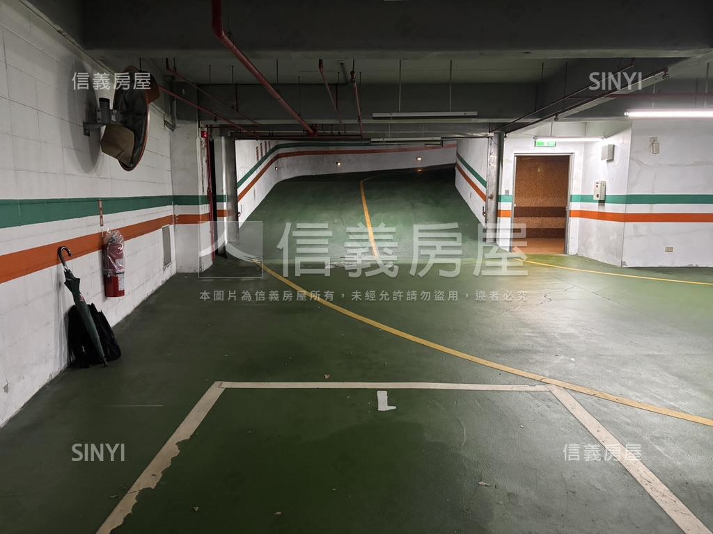 大直御花園平面車位房屋室內格局與周邊環境