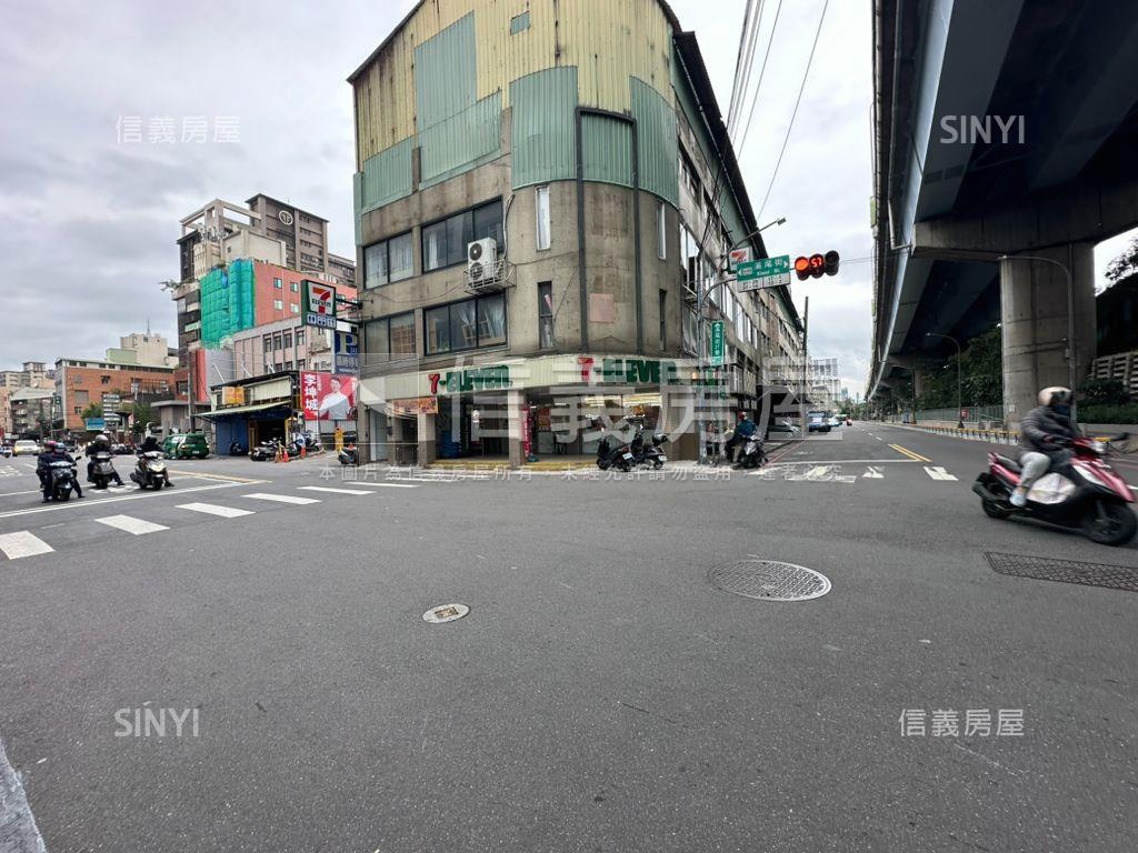 仁政街華廈６樓大空間房屋室內格局與周邊環境