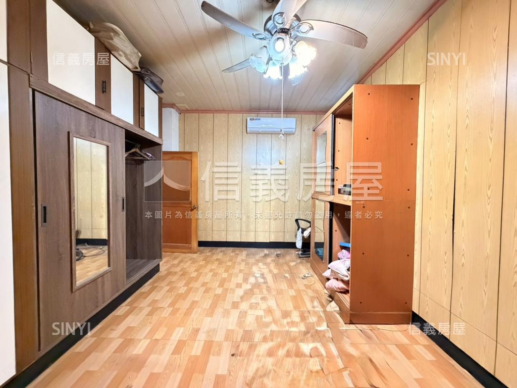 龍安中華路三角窗店面房屋室內格局與周邊環境