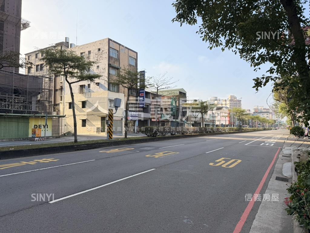 龍安中華路三角窗店面房屋室內格局與周邊環境