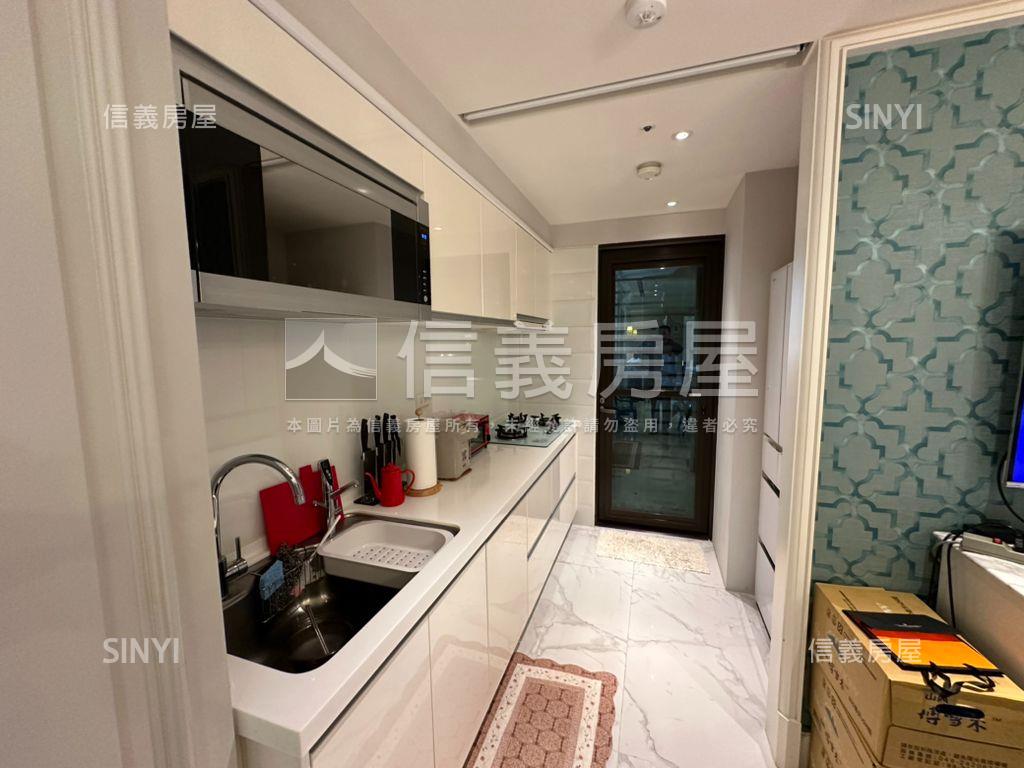 雙子星露台美妝景觀戶房屋室內格局與周邊環境