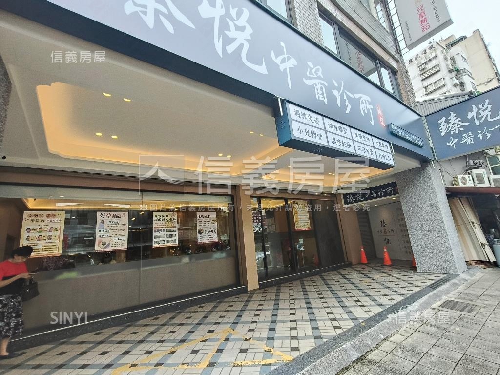 湖光市場旁人潮金店面房屋室內格局與周邊環境