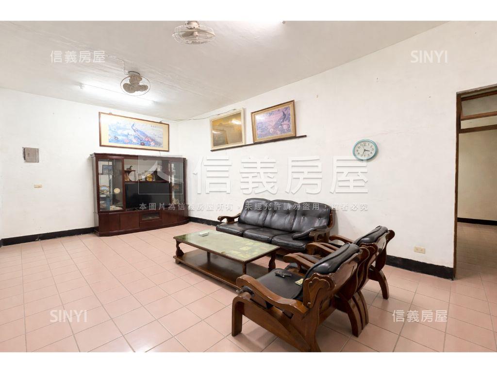 東南街透天房屋室內格局與周邊環境