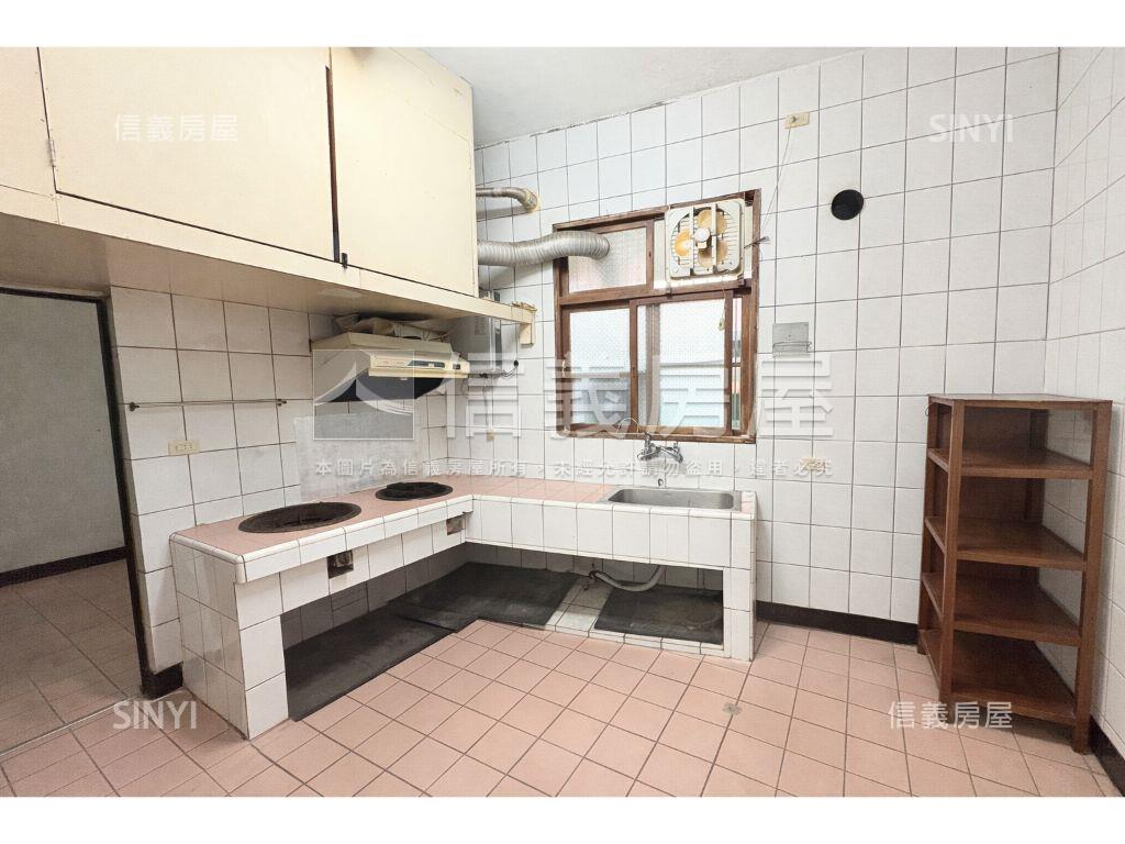 東南街透天房屋室內格局與周邊環境