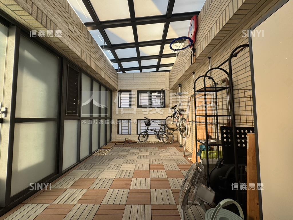 十方雲集外棟採光戶房屋室內格局與周邊環境