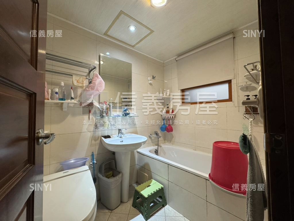 十方雲集外棟採光戶房屋室內格局與周邊環境