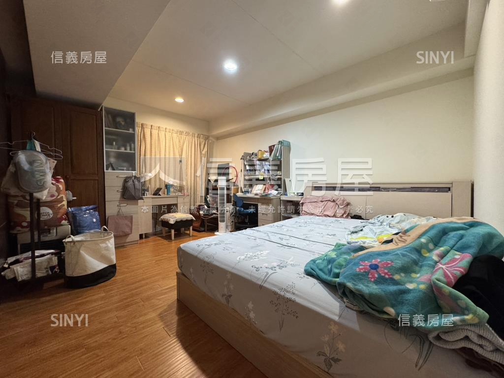 十方雲集外棟採光戶房屋室內格局與周邊環境