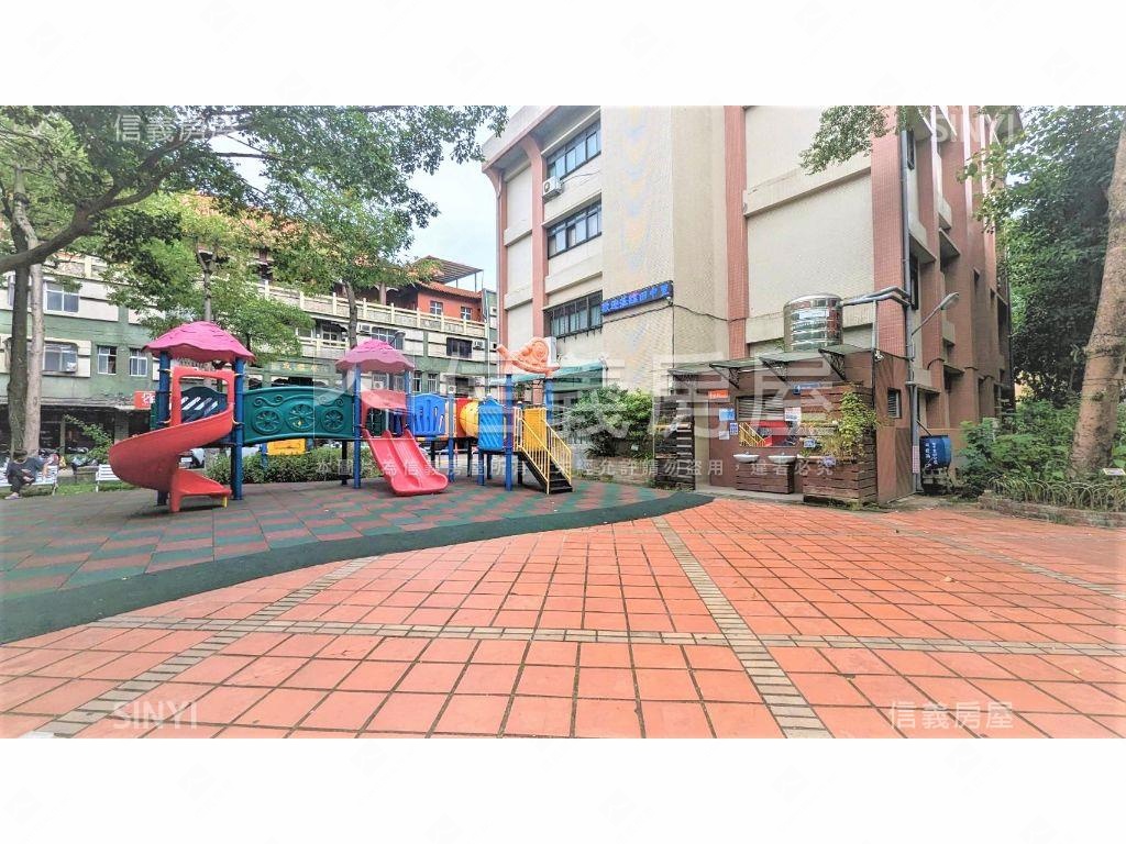 忠孝商圈稀有２樓房屋室內格局與周邊環境