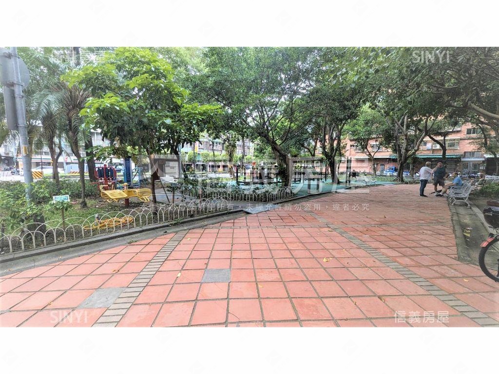 忠孝商圈稀有２樓房屋室內格局與周邊環境
