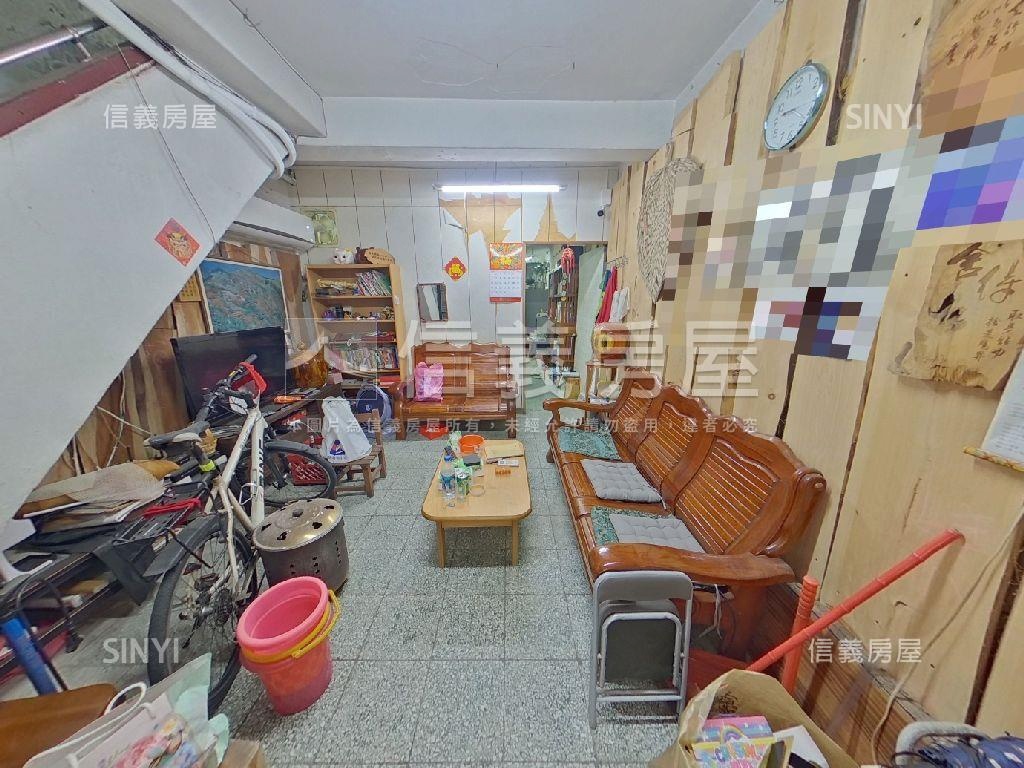 商業區透天！稀有請把握房屋室內格局與周邊環境