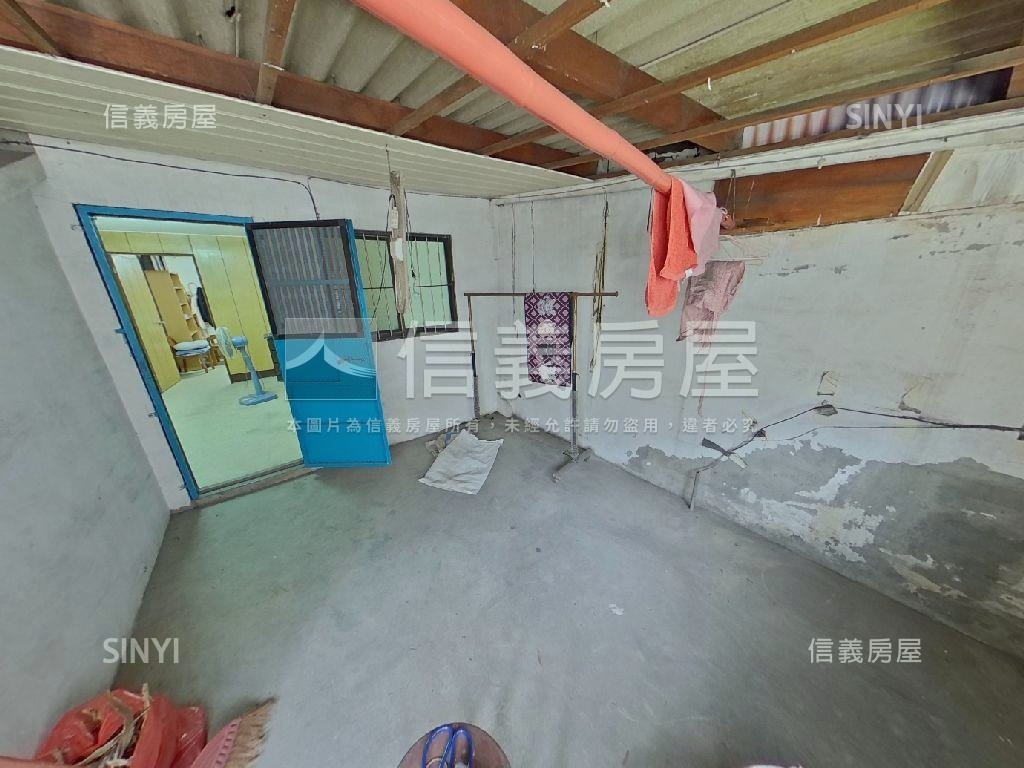 商業區透天！稀有請把握房屋室內格局與周邊環境