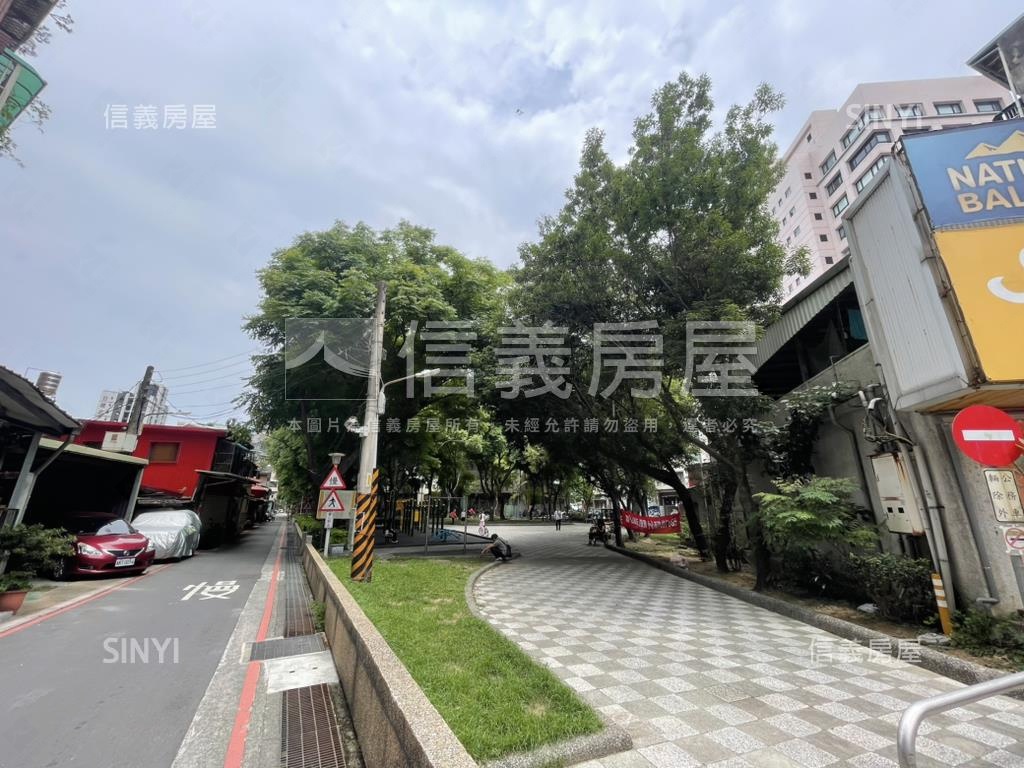 商業區透天！稀有請把握房屋室內格局與周邊環境