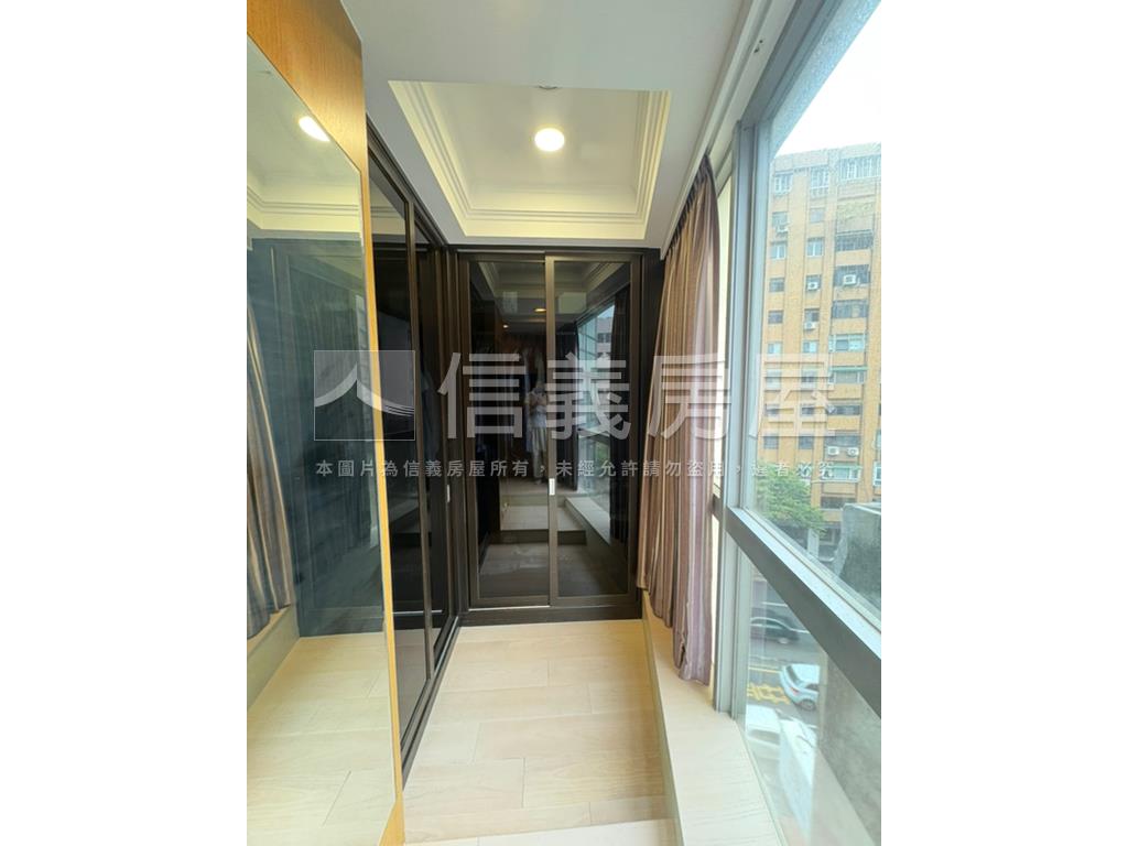 世貿１０１純鋼骨屋況佳房屋室內格局與周邊環境