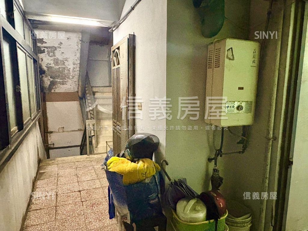 饒河夜市稀有面河華廈房屋室內格局與周邊環境