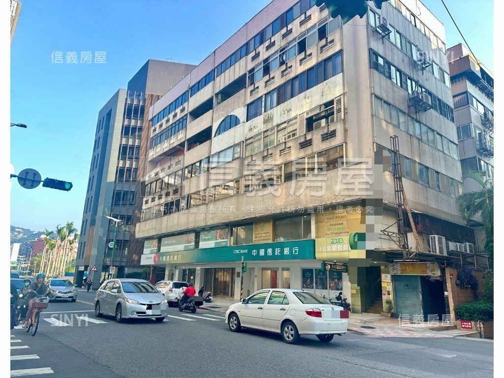 正天母西路三角窗黃金店面房屋室內格局與周邊環境