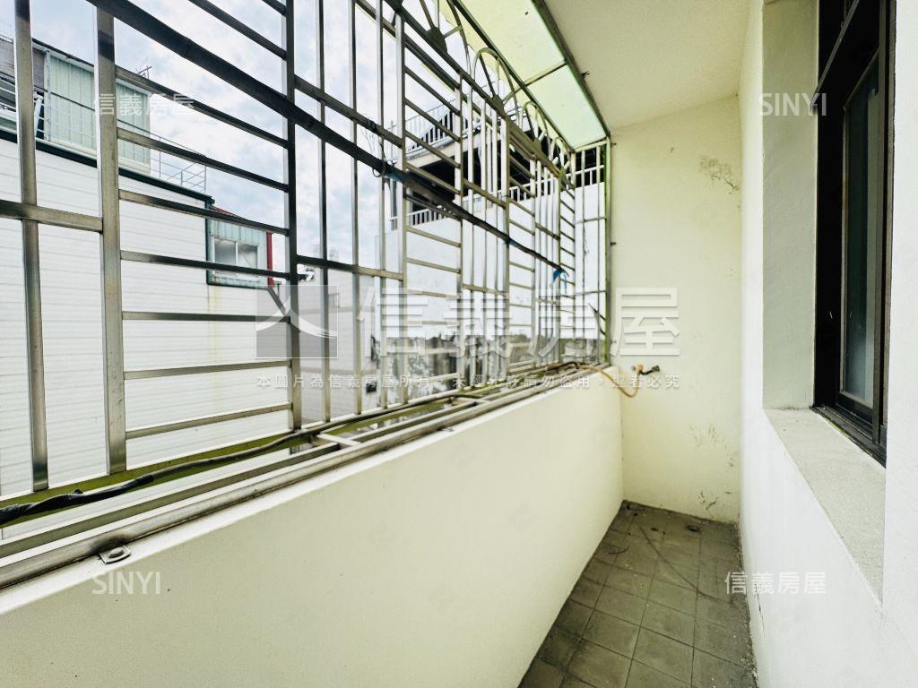 仁雄商圈金鑽大地坪透店房屋室內格局與周邊環境