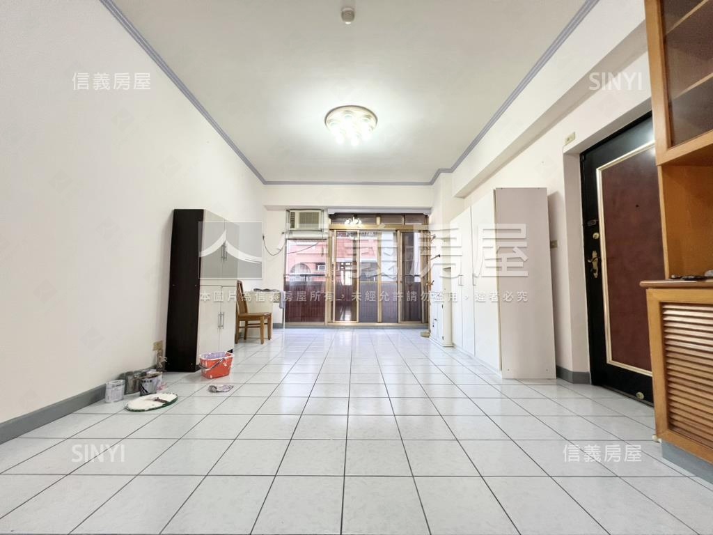 １８甲高樓前後陽台大三房房屋室內格局與周邊環境