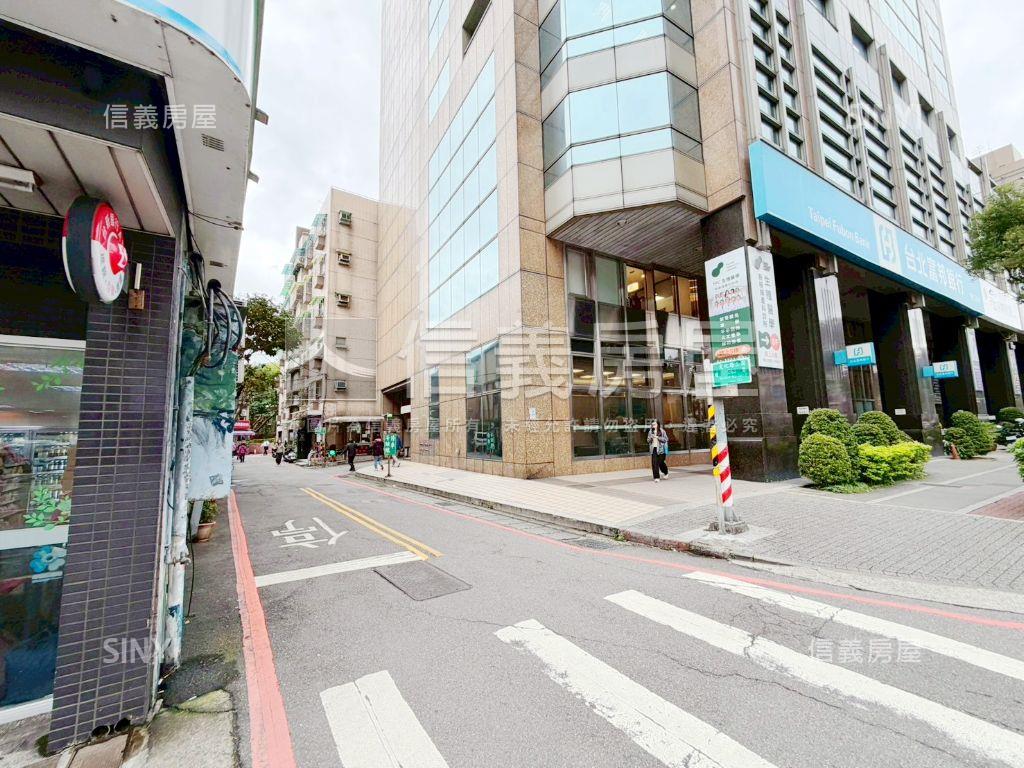 Ａ級土地．近江翠捷運站房屋室內格局與周邊環境