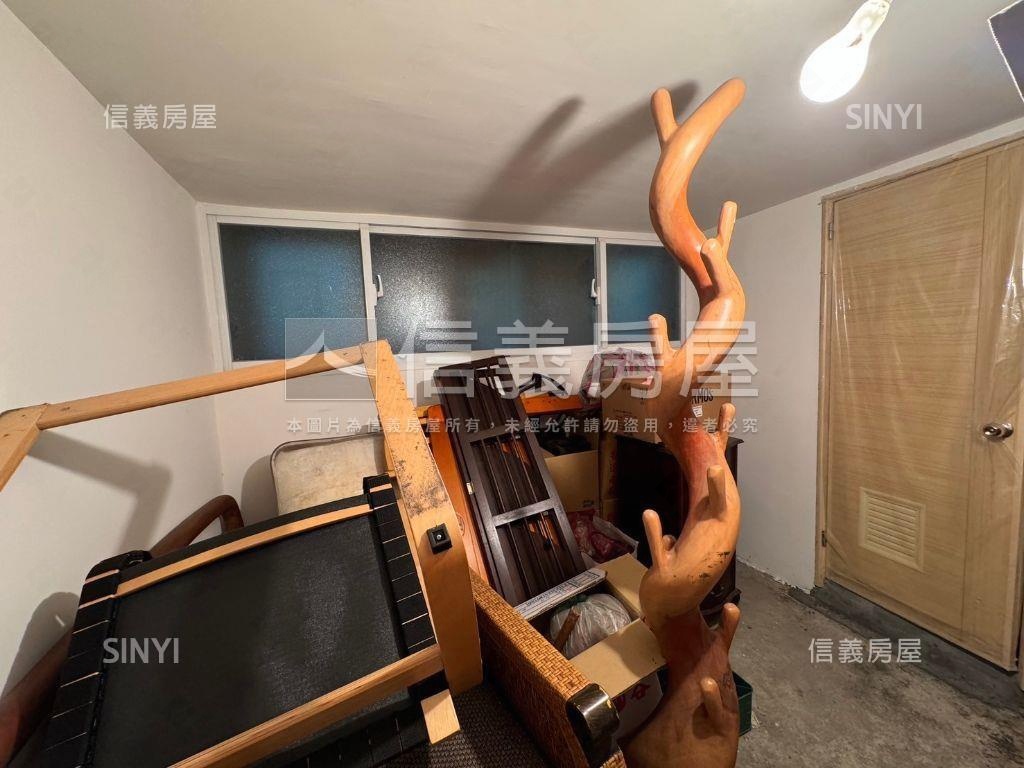 成泰路透天正馬路房屋室內格局與周邊環境