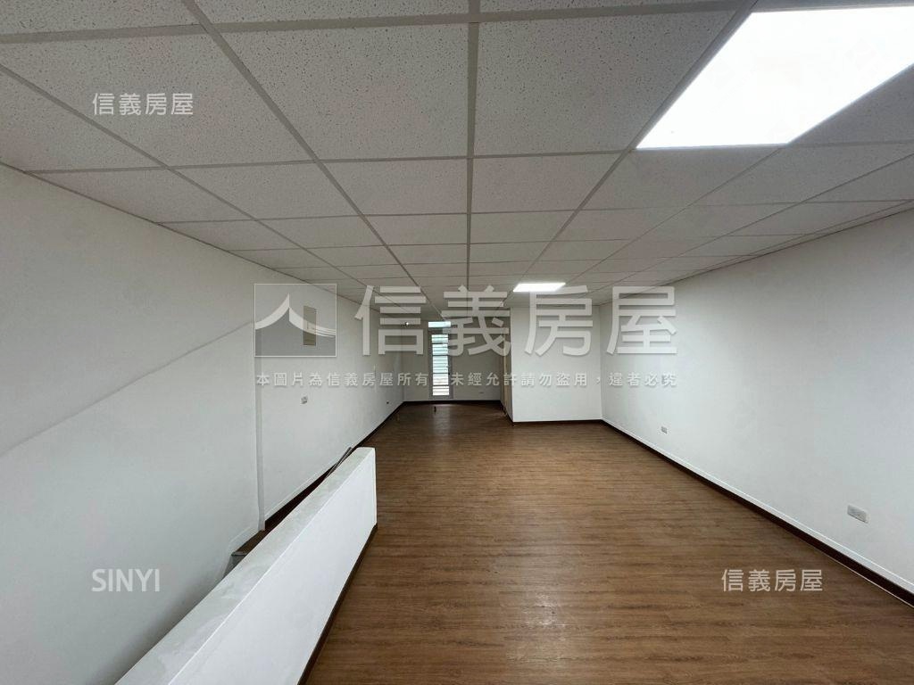 成泰路透天正馬路房屋室內格局與周邊環境