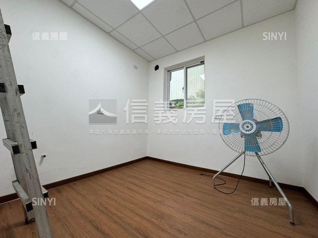 成泰路透天正馬路房屋室內格局與周邊環境